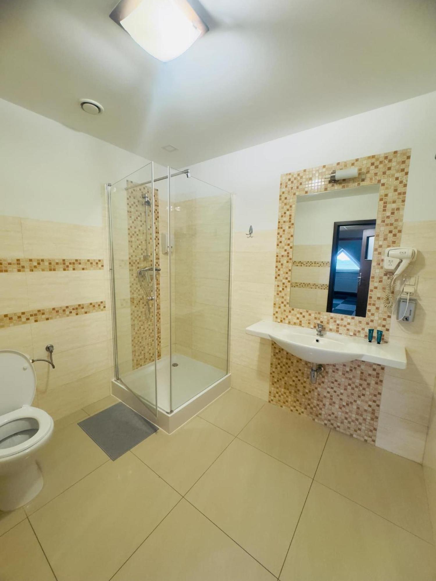 Magiczna Farma Hotel Obiady Maka I Magia Zambrow Bagian luar foto